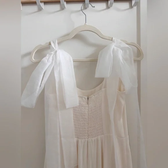 Reformation Kairo Dress - Picture 3 of 7